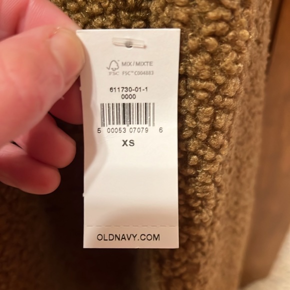 NWT Old Navy 1/2 Zip Sherpa Pullover in Chocolate - Picture 3 of 8